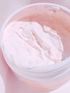 G21 Pure Kojic Bleaching Scrub Milky Citrus 300g Body Care Cleansing Skin Repair body 300ml debsline.co