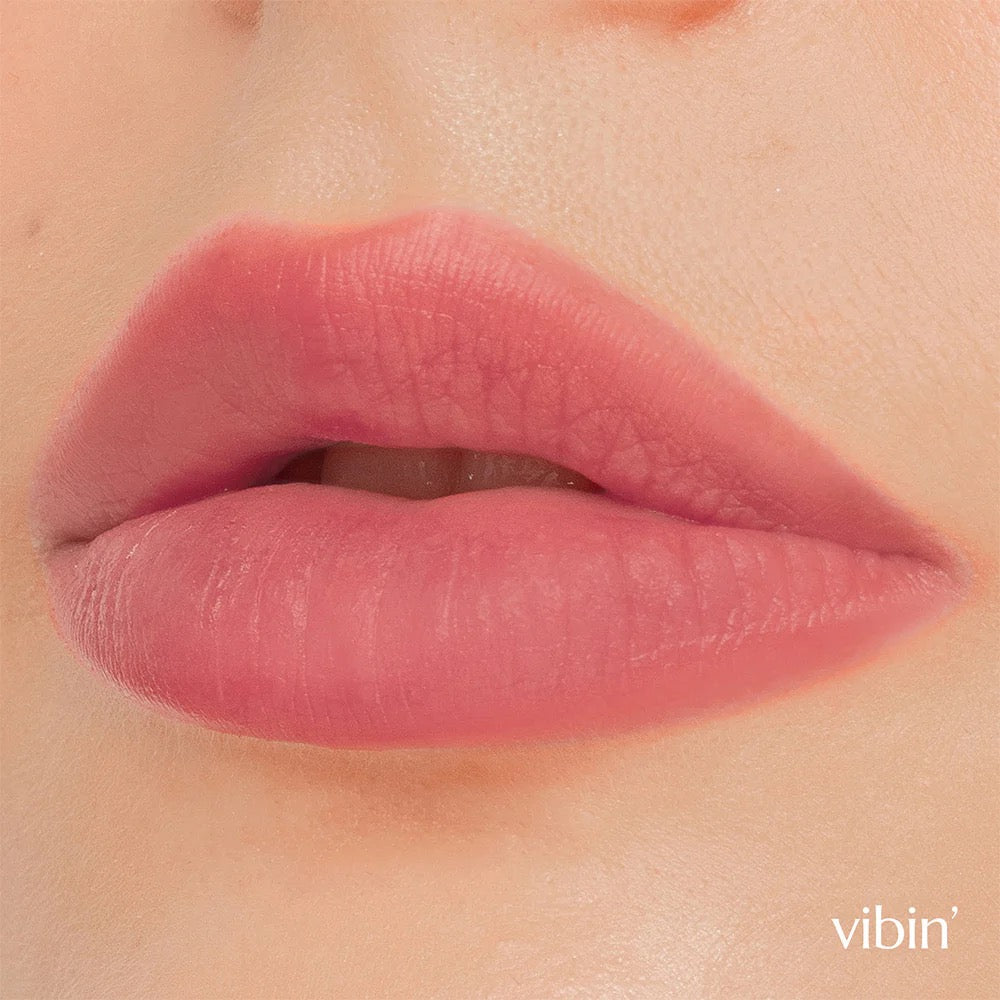 Happy Skin Lip Mallow Plush Matte Lip Tint 4.5ml Skin-Caring Makeup with Hyaluronic Acid Essence Complex SPF 15 Lipstick Cosmetic 