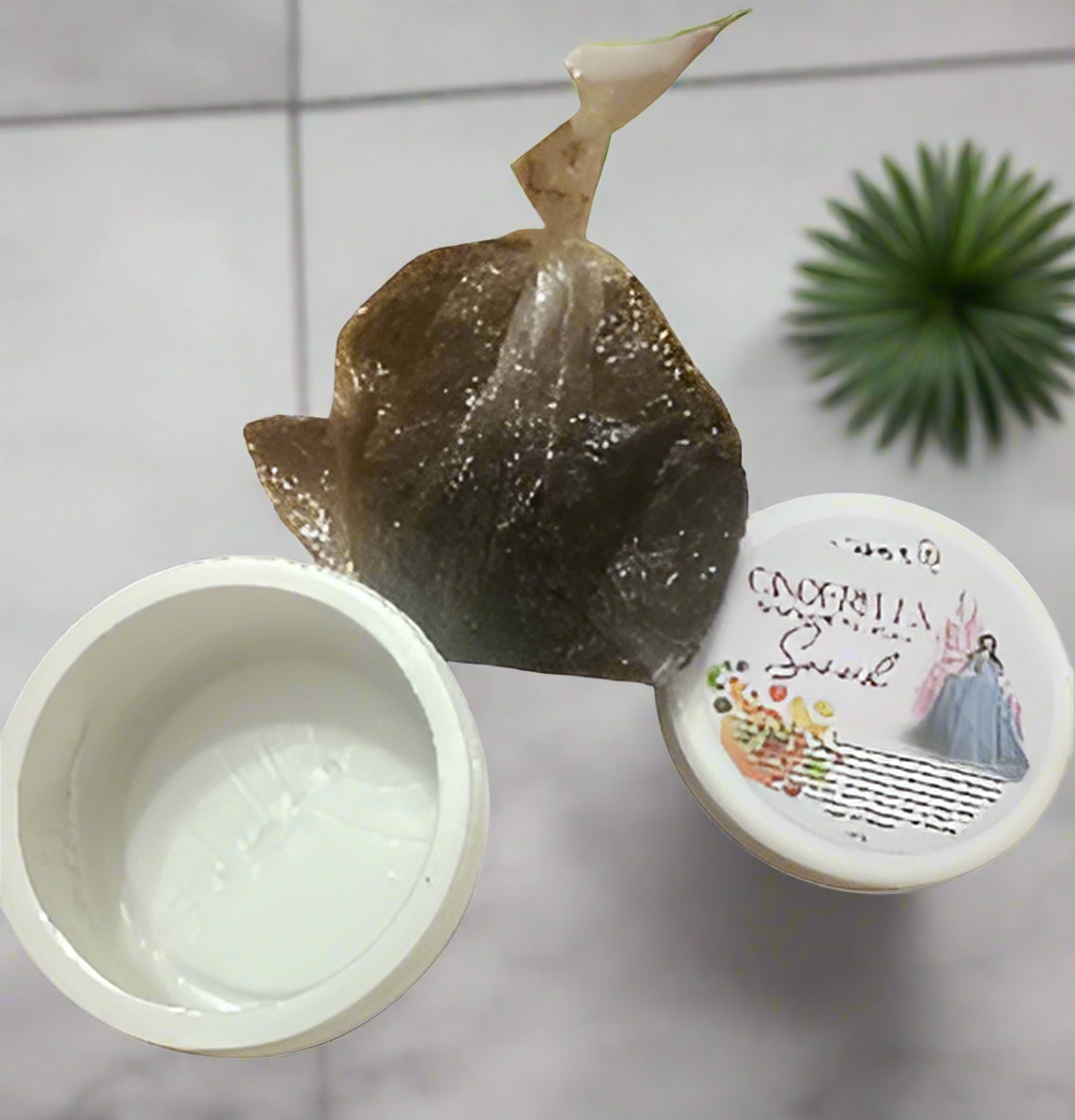 Cinderella Glutathione Whitening Scrub 250g debsline.co